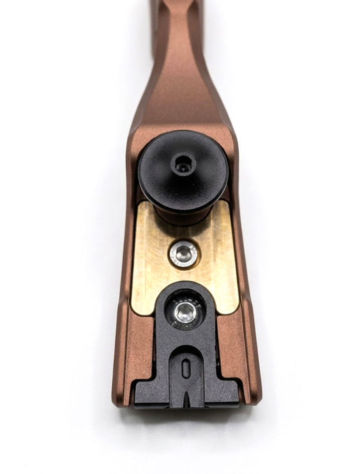 Farmington Archery Atlas Riser Weight 112g